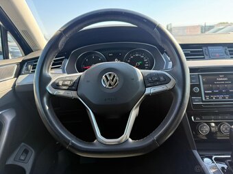 Volkswagen Passat 1.6 TDI Comfortline - 14