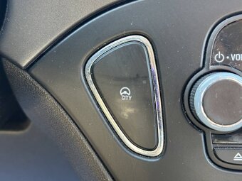 Opel Corsa DRIVE - 14