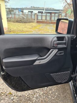 predám Jeep Wrangler 2.8 CRD 2014 - 14