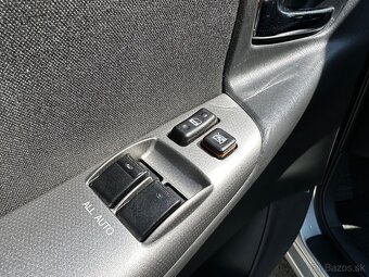 Toyota Corolla E12 - 14
