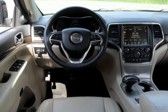 JEEP Grand Cherokee 4x4 3.0 CRD 250koní Limited - 14