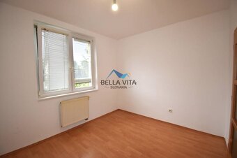 EXKLUZÍVNE - Moderný 3-izbový byt po rekonštrukcii na predaj - 14