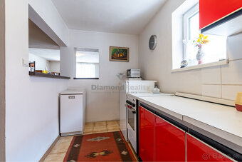 NA PREDAJ RODINNÝ DOM S 3 BYTOVÝMI JEDNOTKAMI, OBEC TELGÁRT - 14