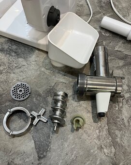 Bosch mum 4880/08 kuchynský robot 600w - 14