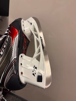 BRUSLE CCM JETSPEED FT460, vel. 47/11 D - 14
