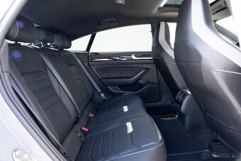 VW ARTEON R-Line, 2.0 TSI, 206kw, 4x4, r.v.2023, ZÁRUKA - 14