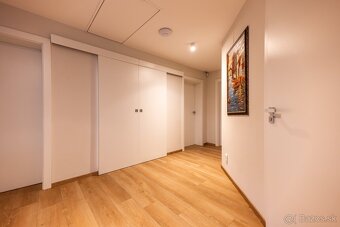 Exkluzívna rodinná vila Bošáca - 14