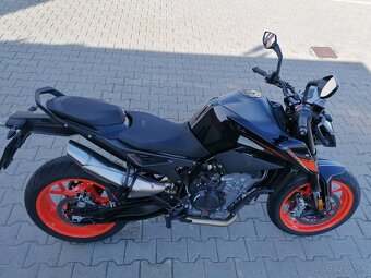 KTM 790 Duke 2021 - 14