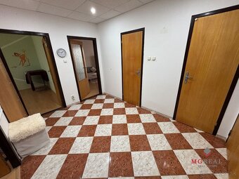 4 izbový byt  s 2 balkónmi Prašice - 14