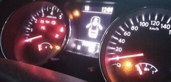 Predam vsetko za 100e Nissan Qashqai - 14