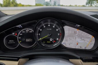 Porsche Cayenne E-Hybrid, plug-in hybrid - 14