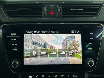 Superb Combi 1,4 TSI PHEV Style Matrix Hybrid 160kW Odpočet - 14