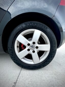 Volkswagen Golf 5 2.0TDI DSG Nová STK - 14