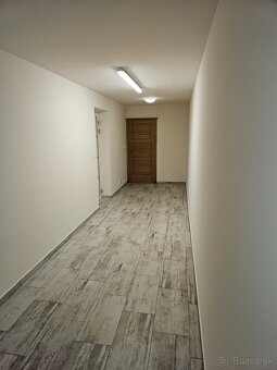 Rodinný dom nadštandardne vybavený. - 14