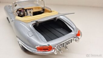 1:18 JAGUAR E CABRIO , s - 14
