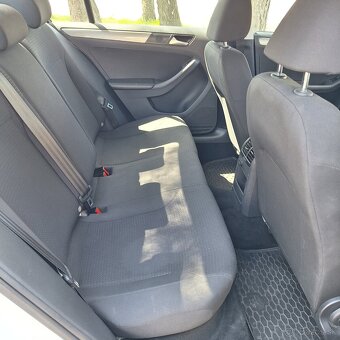 Volkswagen Jetta 1.2 tsi - 14