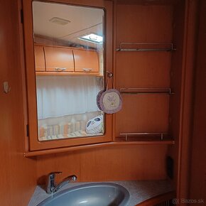 Obytny prives LMC - 14