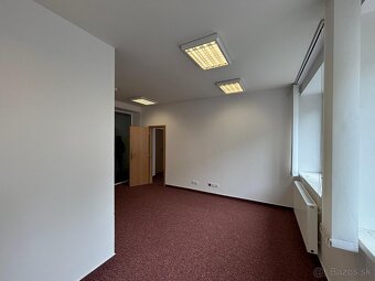 Prenájom kancelárskych priestorov v OD Prior v širšom centre - 14