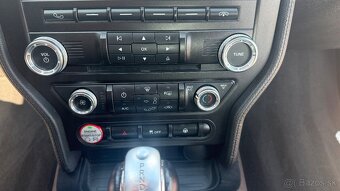 Ford Mustang 2.3 EcoBoost A/T - 14