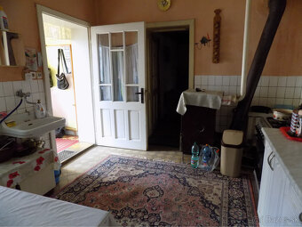 Tehlový 3 izb. dom v obľúbenej vinohradnickej obci Strekov p - 14