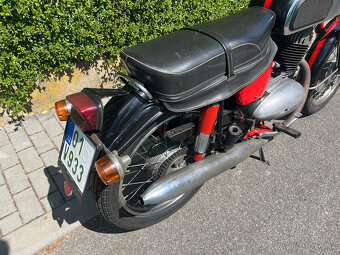 Jawa 250/590 Californian III - 14