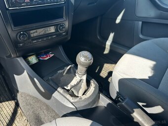 Seat Ibiza 1.2 benzín - 14