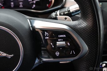 Jaguar F-Pace 3.0 I6 P400 MHEV R-Dynamic Black AWD A/T - 14