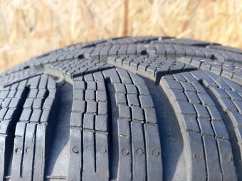215/60 r17 zimné pneumatiky - 14