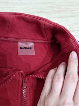 Guess cierna a tmavo cervena zlata teplakova suprava - 14