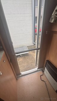 karavan burstner 450 tk ventana - 14