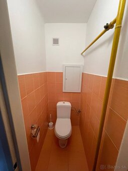 2izb byt so zariadením + internetom na Ružovom háji - 14