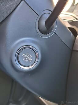 Škoda Superb Combi L&K nadštandardná výbava +kamera - 14