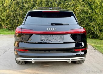 AUDI E-Tron S-line Quattro,230KW/313PS,PANO,KOZA,KAM,MATRIX - 14