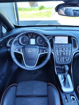 Opel Cascada Cabriolet 1.6i turbo - 14