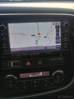 Mitsubishi Outlander PHEV - 14