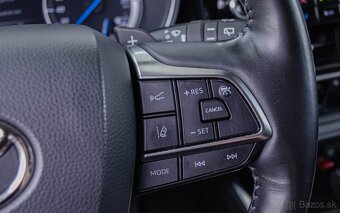 Toyota Highlander Executive 2.5 4x4 7miest DPH - 14