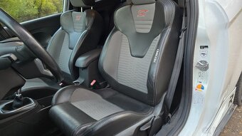 Ford Fiesta 1.6 ST - 14
