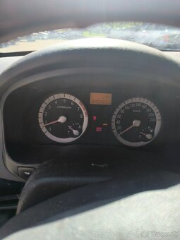 Kia Rio 1,6 benzín r.v 2006 - 14