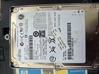 Predám nefunkčný notebook HP Compaq NC8430 - 14