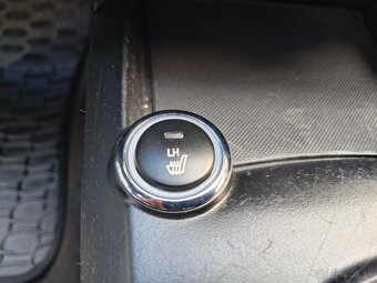 Hyundai coupe 2.0 benzín 9968 km - 14