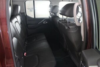 Nissan Navara DoubleCab 2.5D A/T - 14