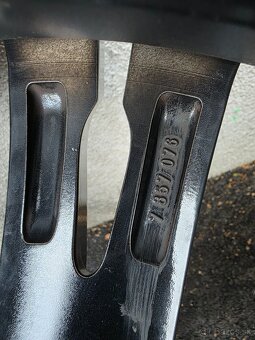 Zimne kolesa BMW M5 top stav Black Chrome  Styling 705 - 14