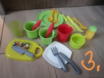 Kuchynský riad, sporák, náradie do kuchynky, na varenie - 14