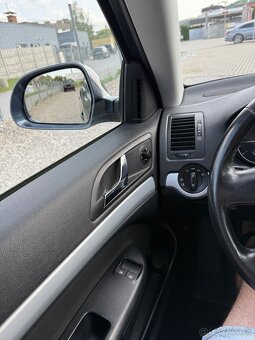 Škoda Octavia 1.6TDI GreenLine - 14
