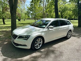 Škoda Superb combi 1.6 TDI DSG - 14