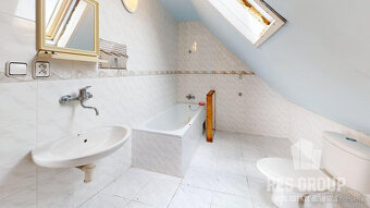 Na predaj, rodinný dom so 7 izbami, 1573 m2 Pozemok, Dubové - 14