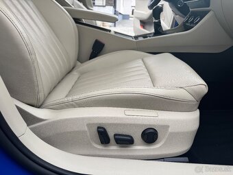 ŠKODA SUPERB 3 COMBI L&K 4x4 2.0 TDI DSG 140KW FULL METRIX - 14