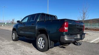 TOYOTA HILUX DC 2.4 I D-4D Live - NA PREDAJ / NA SPLATKY - 14