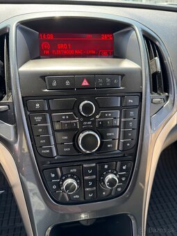 Opel Astra 1.4 Turbo 140k Cosmo - 14