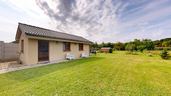 Na predaj priestranný rodinný dom v Slovenskej Novej Vsi - 14